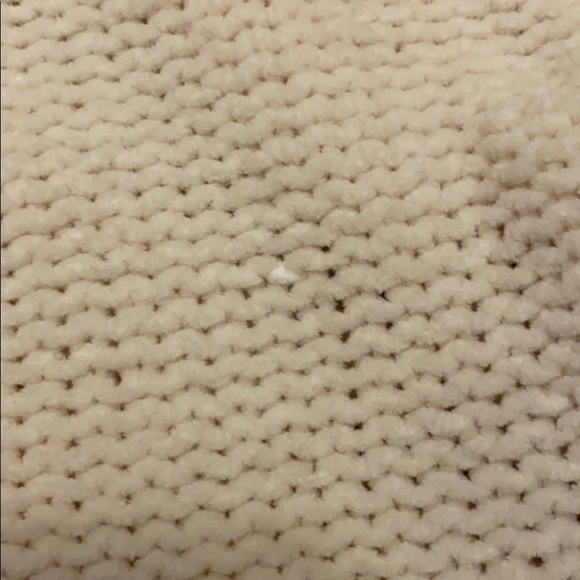 American Eagle Sweater - Picture 4 of 4